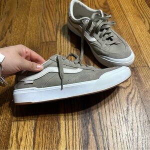 Vans china pro leather sneakers size 10.5